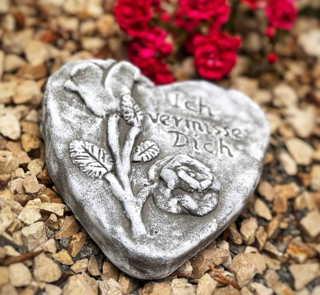 Grabherz Spruch - Ich vermisse Dich - Grabschmuck Dekoherz Steinguss Herz Rose dunkel