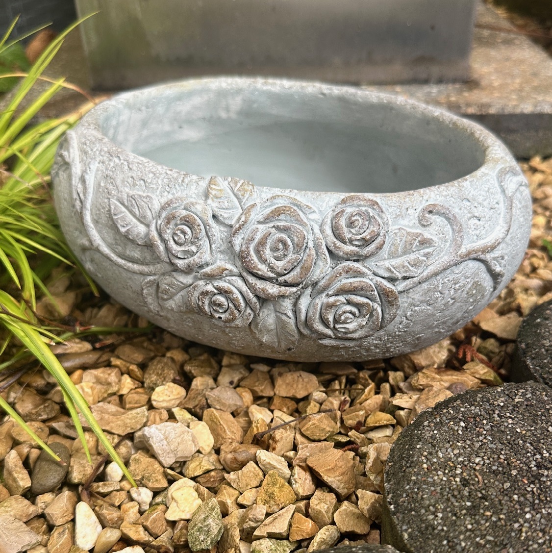 Schale Pflanztopf Pflanzgefäß Pflanzschale Pflanzherz Rosenranke grau oval Schale Pflanztopf Pflanzgefäß Pflanzschale Pflanzherz Rosenranke grau oval