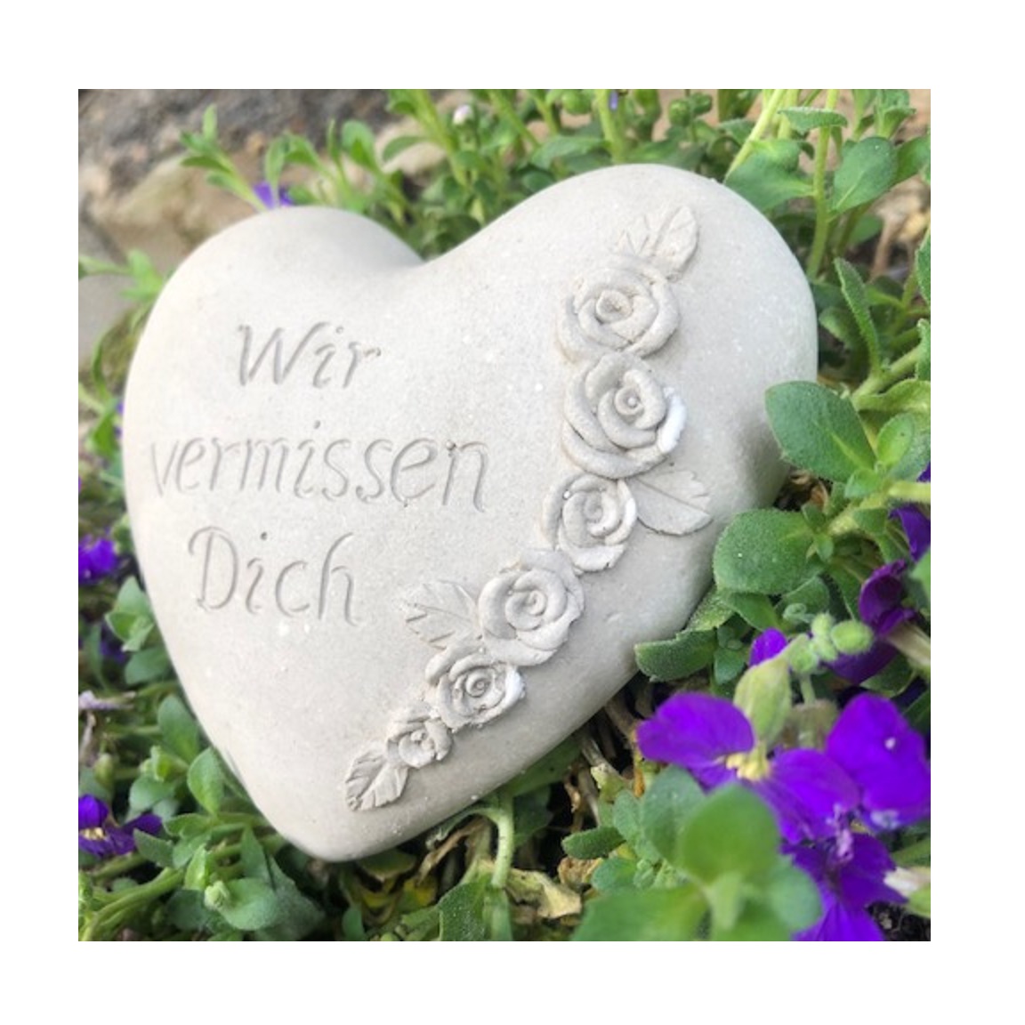 Grabherz Gedenkstein - Wir vermissen Dich - Grabschmuck Grabdeko Trauerherz 10cm natur , Handarbeit