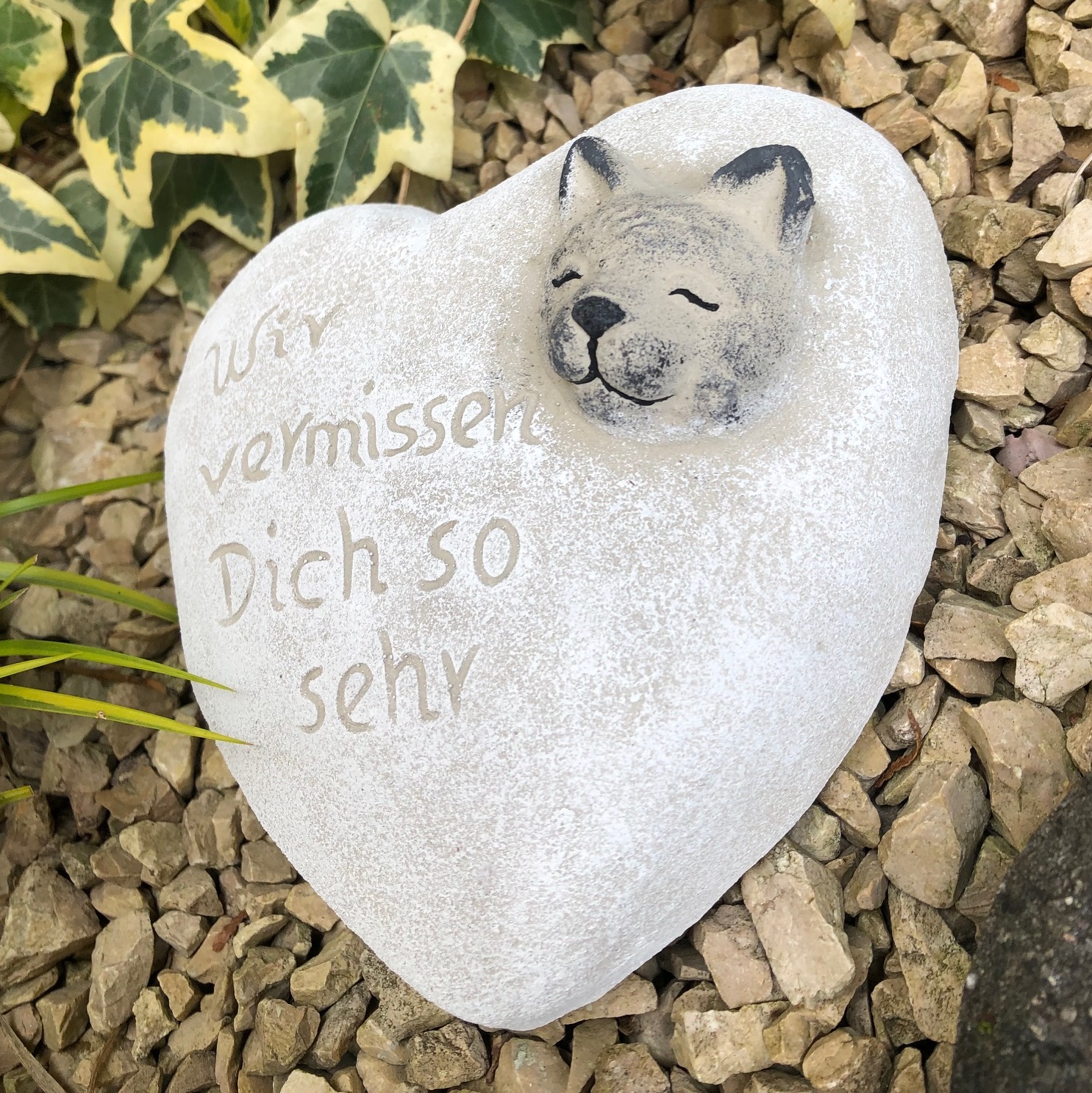Grabherz Katze Spruch - Wir vermissen Dich so sehr  - Grabschmuck Dekoherz Steinguss Herz 041