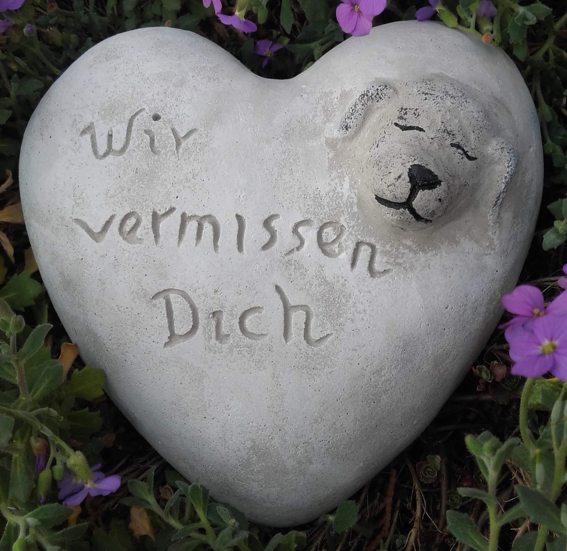 Grabherz Hund Spruch - Wir vermissen Dich - Grabschmuck Dekoherz Steinguss Herz 071